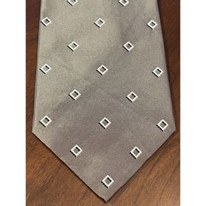 Regis Gray 100% Silk Men’s Neck Tie Made In Korea